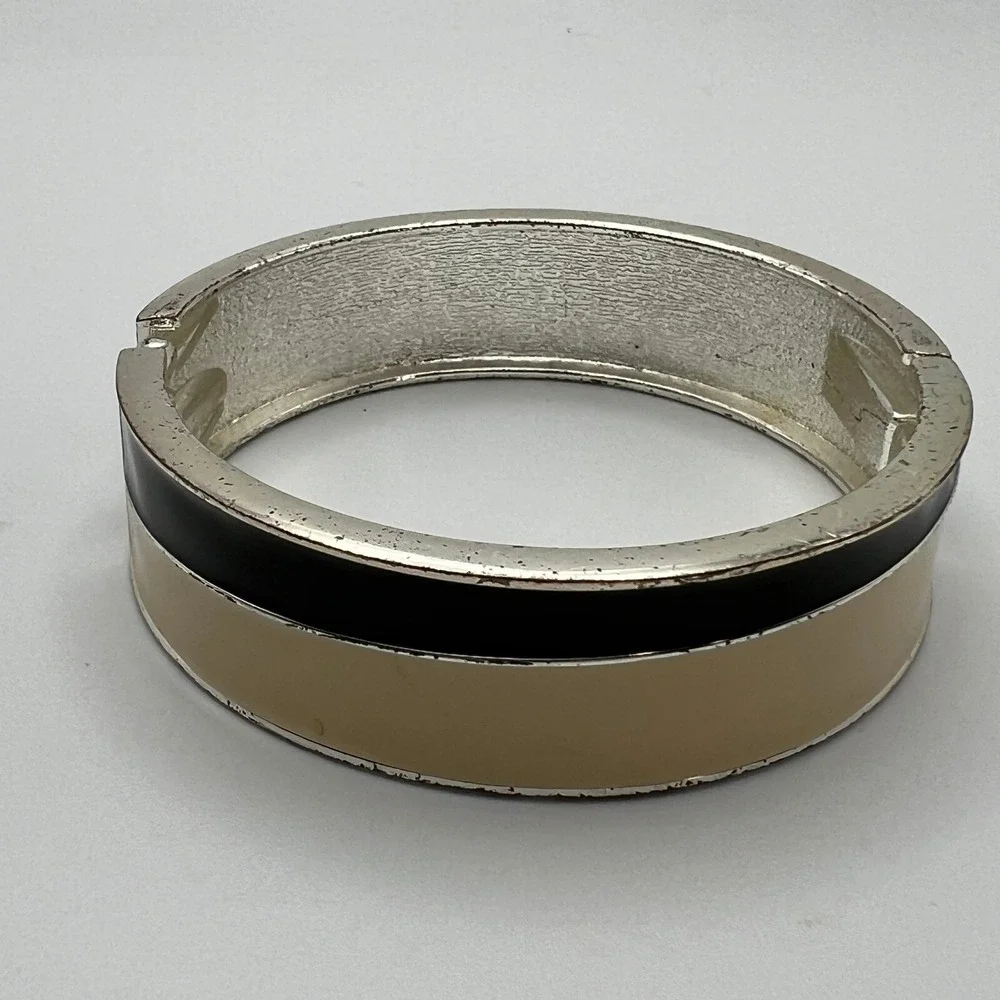Enamel Bangle Black‎ and Cream Enamel Silver Tone Clamper Bracelet